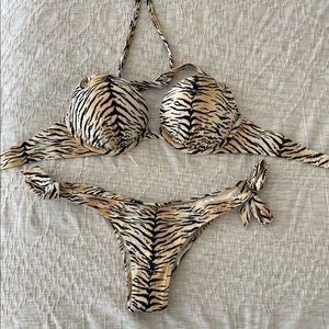 Like new VS bikini set